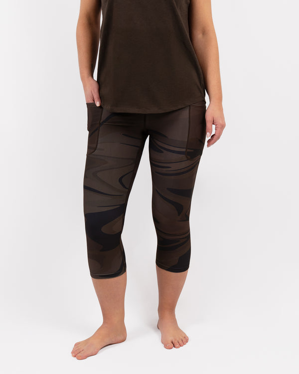 Signature Chestnut Capri
