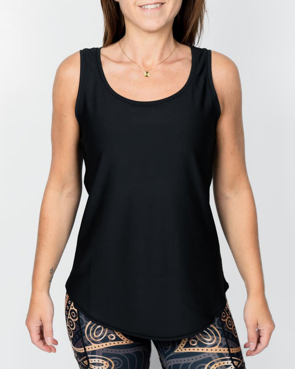 Vigga Fitted Black Top