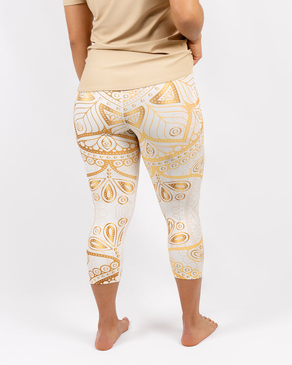 Signature White Mandala Capri